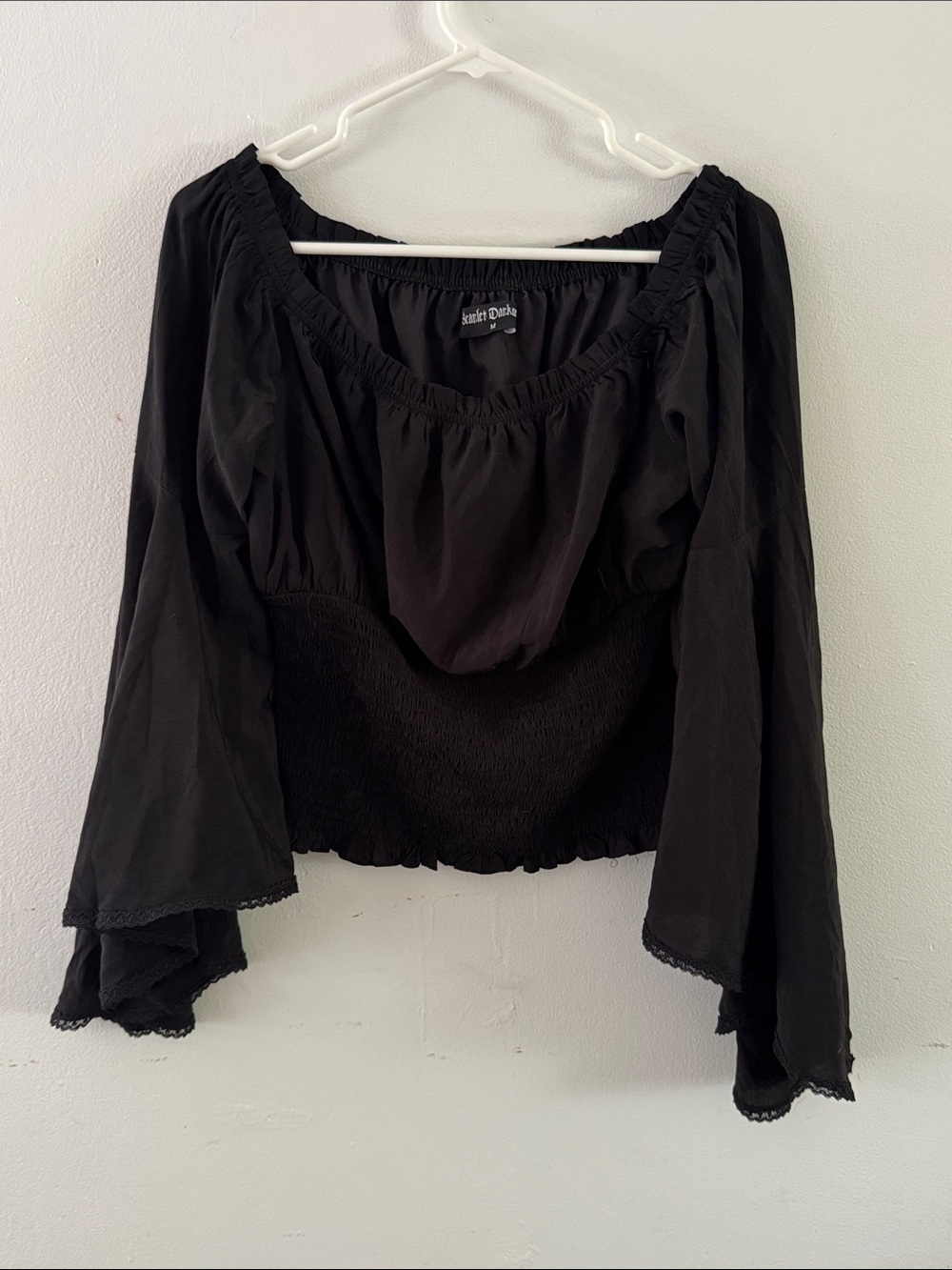listing-status-banner